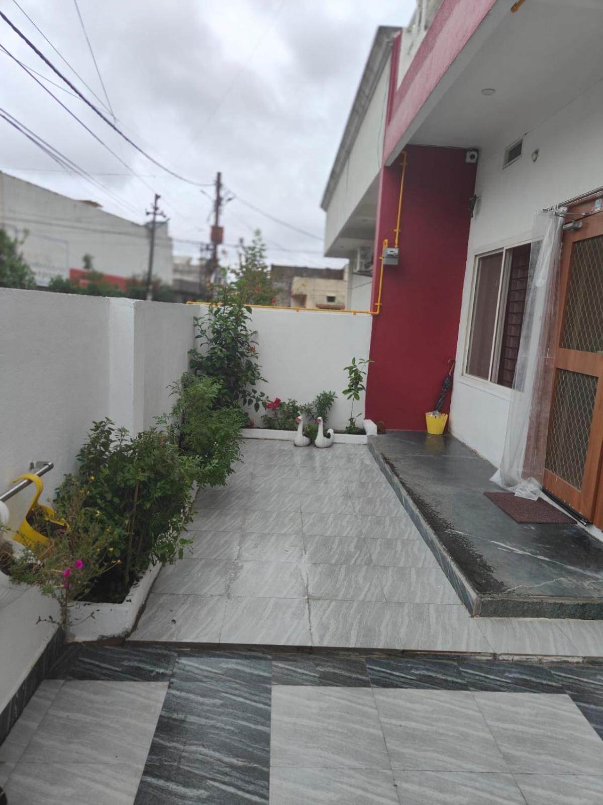 Mahadev Mansion Villa Уджайн Екстериор снимка